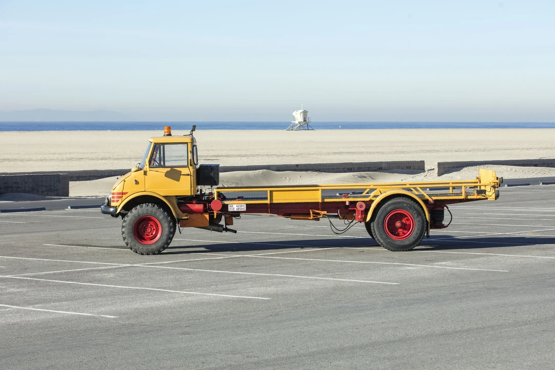 1966 Mercedes-Benz Unimog - Image 9 of 31