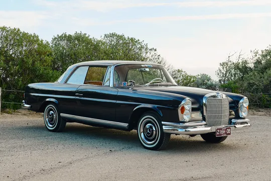 1966 Mercedes-Benz S-Class 250SE Coupe