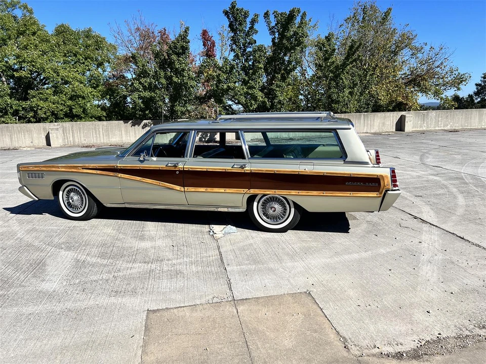1966 Mercury Colony Park - Image 11 of 31