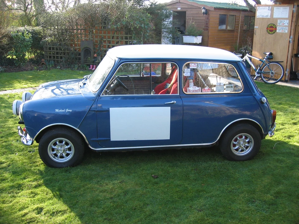1966 Morris - Image 4 of 24