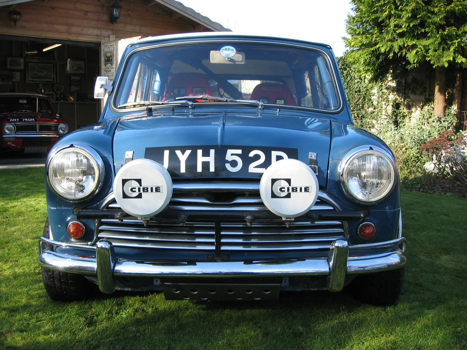 1966 Morris - Image 23 of 24