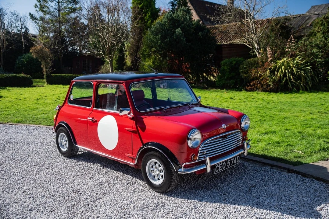 1966 Morris - Image 3 of 30