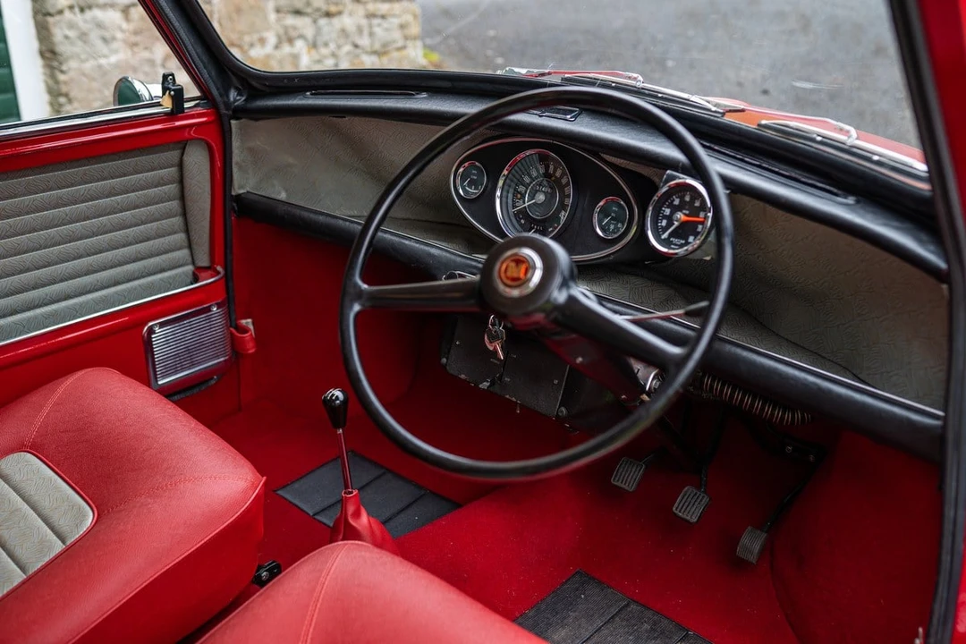 1966 Morris - Image 17 of 30