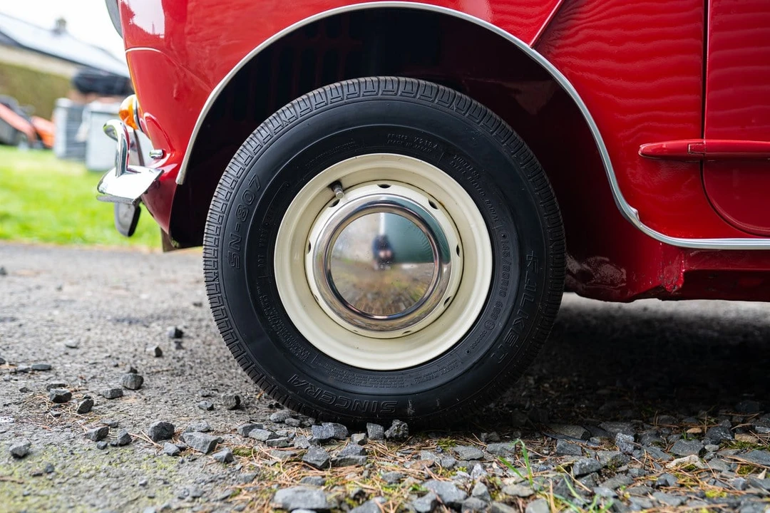1966 Morris - Image 12 of 30