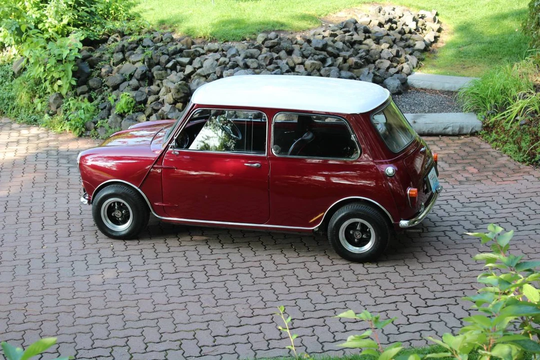 1966 Morris - Image 7 of 19