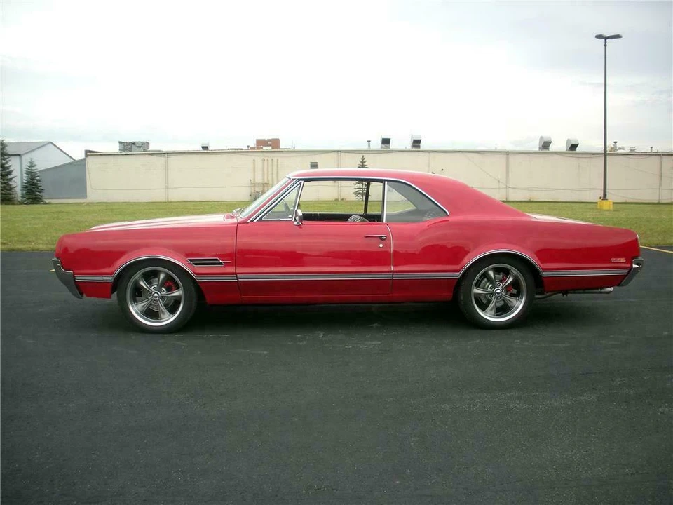 1966 Oldsmobile 442 1st Gen - Image 5 of 5