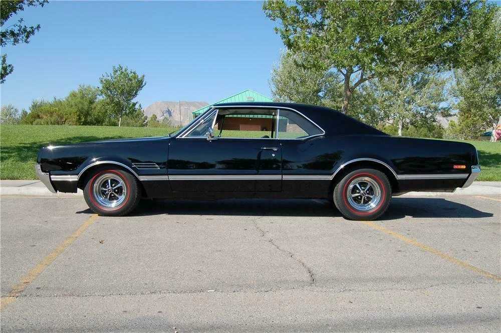 1966 Oldsmobile 442 1st Gen - Image 5 of 5