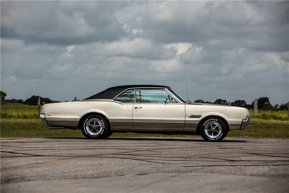 1966 Oldsmobile 442 1st Gen - Image 5 of 5