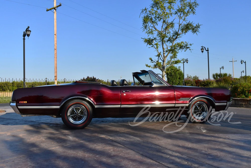 1966 Oldsmobile 442 1st Gen - Image 13 of 31