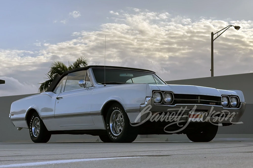 1966 Oldsmobile 442 1st Gen - Image 11 of 13