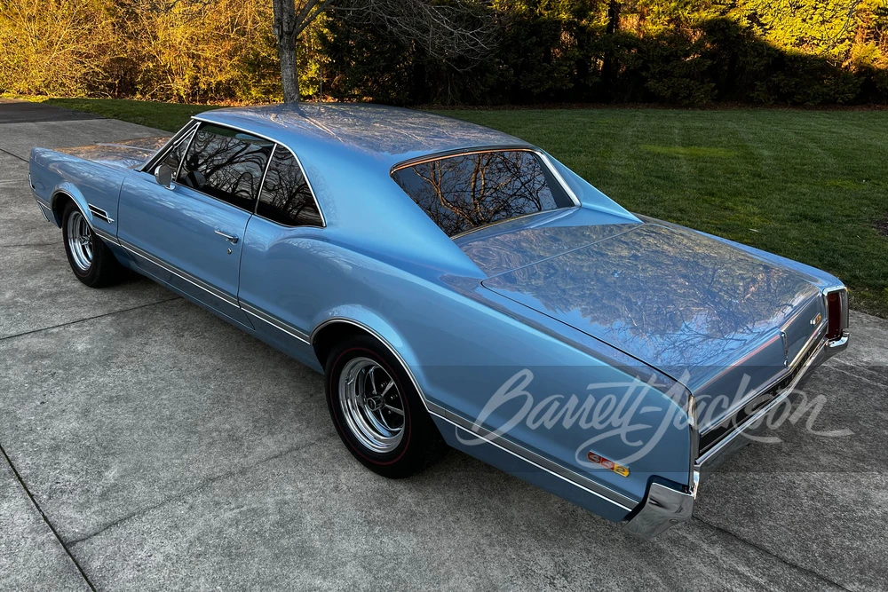 1966 Oldsmobile 442 1st Gen - Image 14 of 15