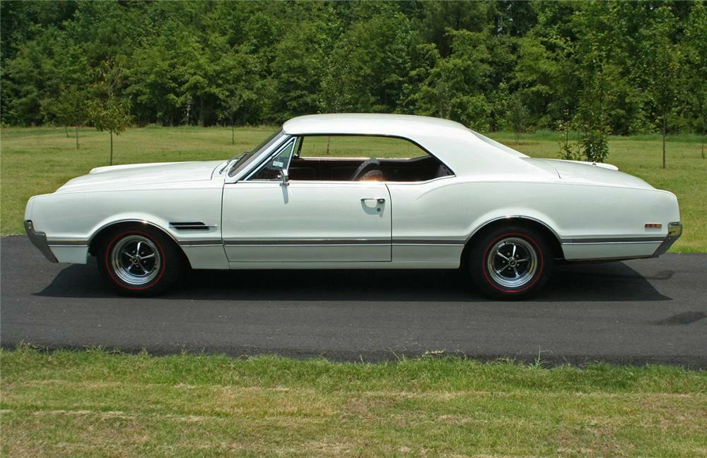 1966 Oldsmobile 442 1st Gen - Image 5 of 5