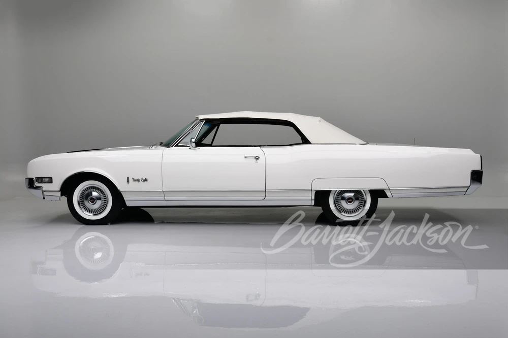 1966 Oldsmobile 98 - Image 12 of 23