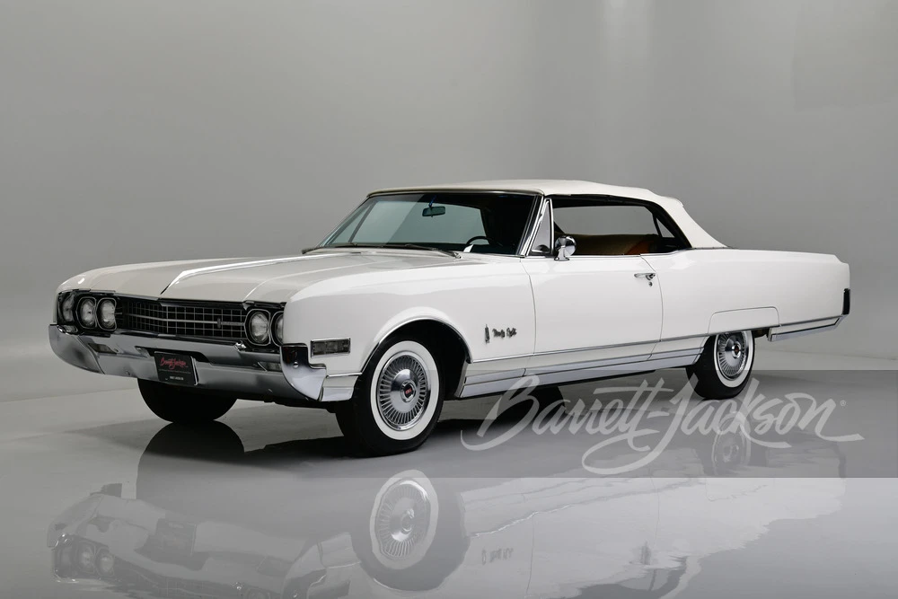 1966 Oldsmobile 98 - Image 16 of 23