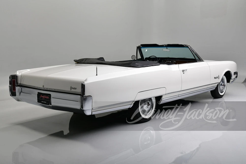1966 Oldsmobile 98 - Image 22 of 23