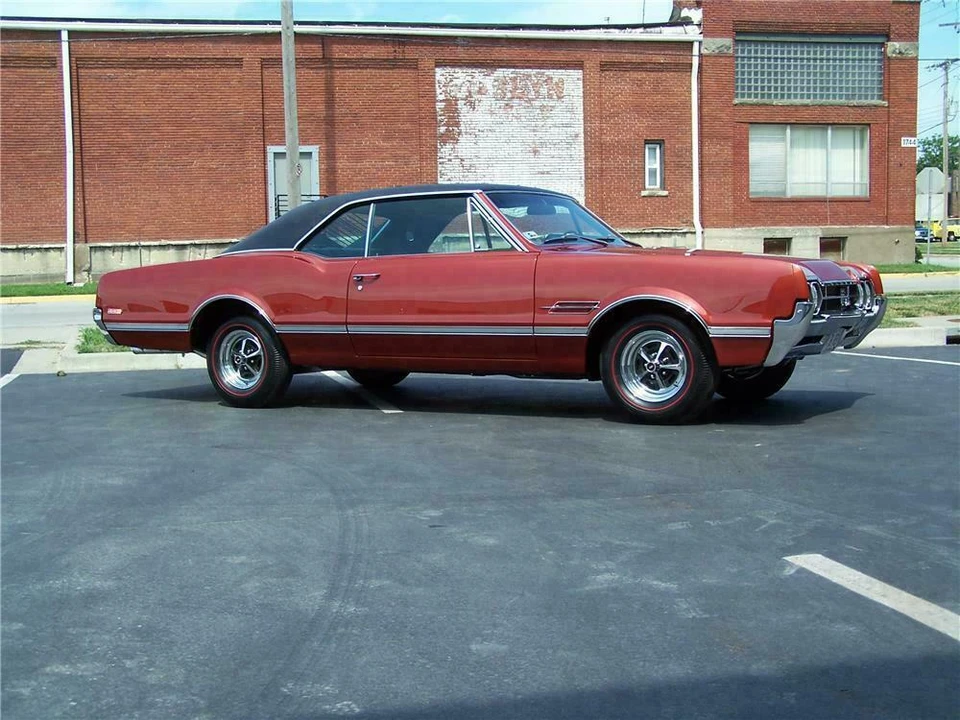 1966 Oldsmobile 442 1st Gen - Image 5 of 5