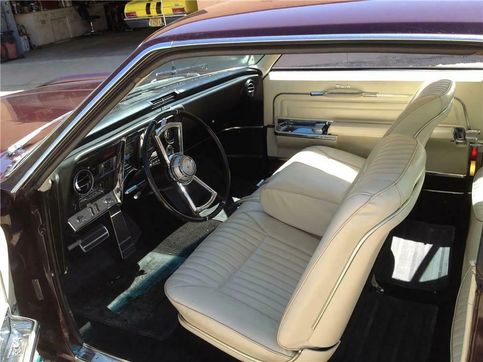1966 Oldsmobile Toronado - Image 3 of 4