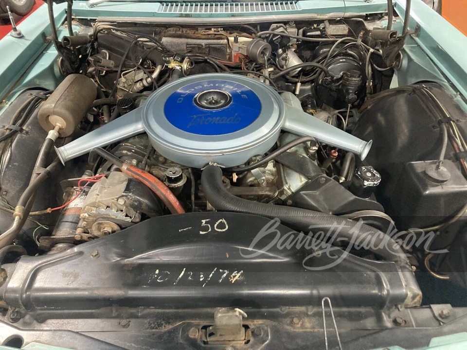 1966 Oldsmobile Toronado - Image 2 of 8