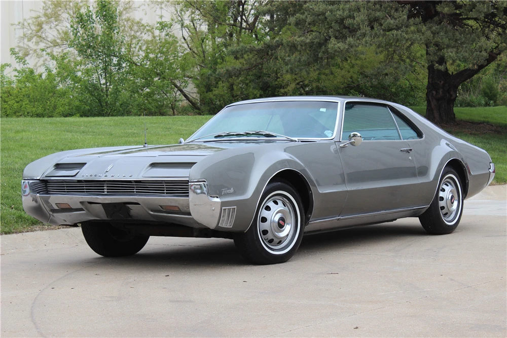 1966 Oldsmobile Toronado - Image 2 of 6