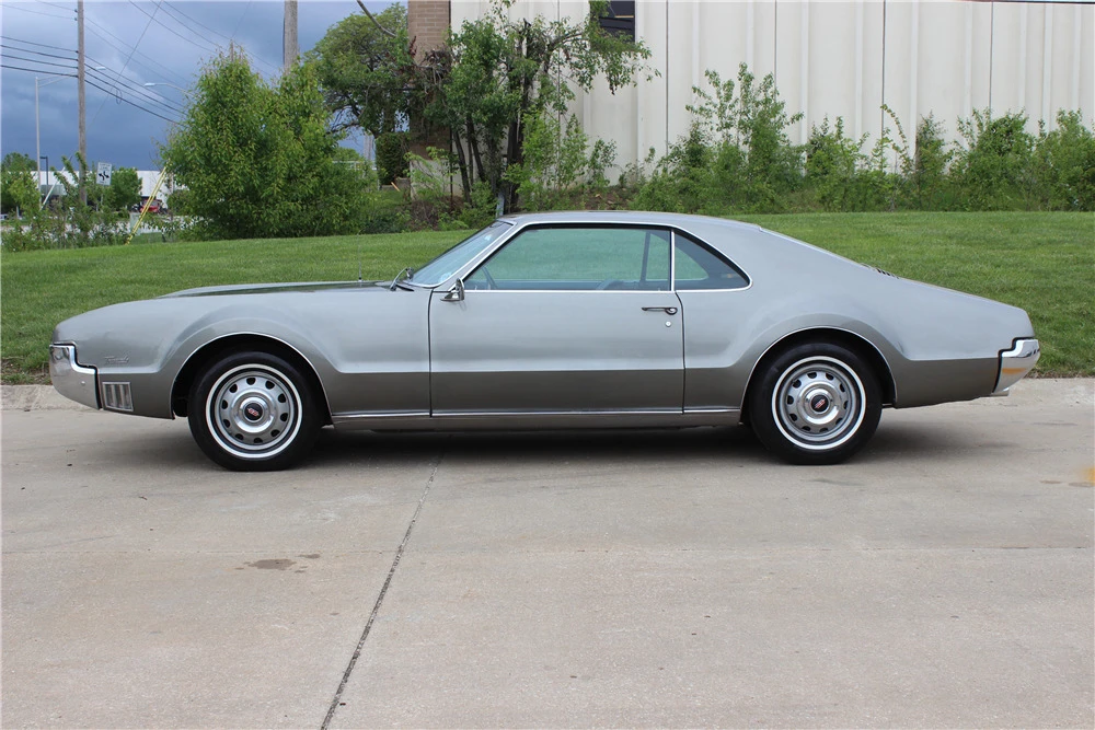 1966 Oldsmobile Toronado - Image 6 of 6