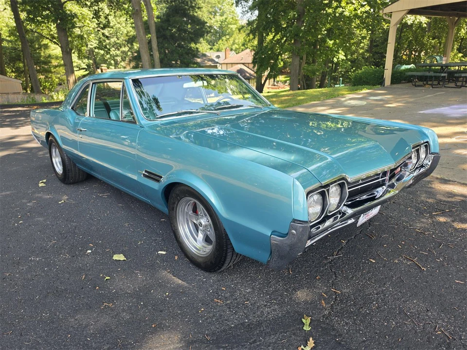 1966 Oldsmobile 442 1st Gen - Image 4 of 31