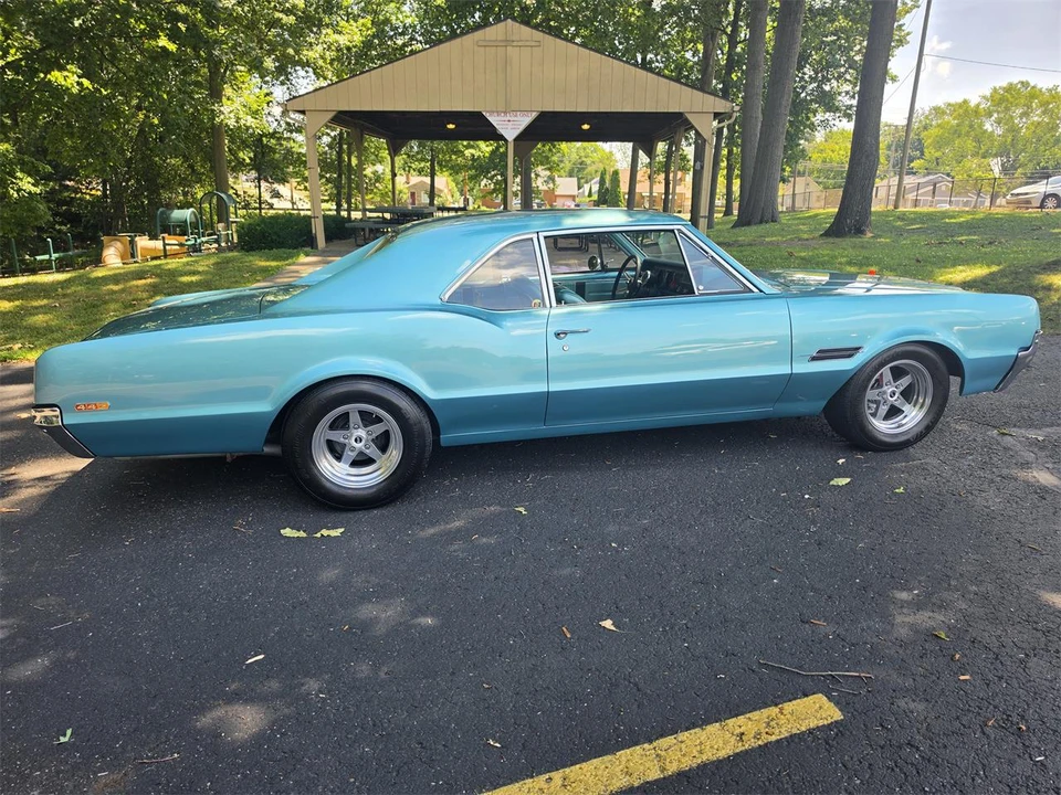 1966 Oldsmobile 442 1st Gen - Image 6 of 31