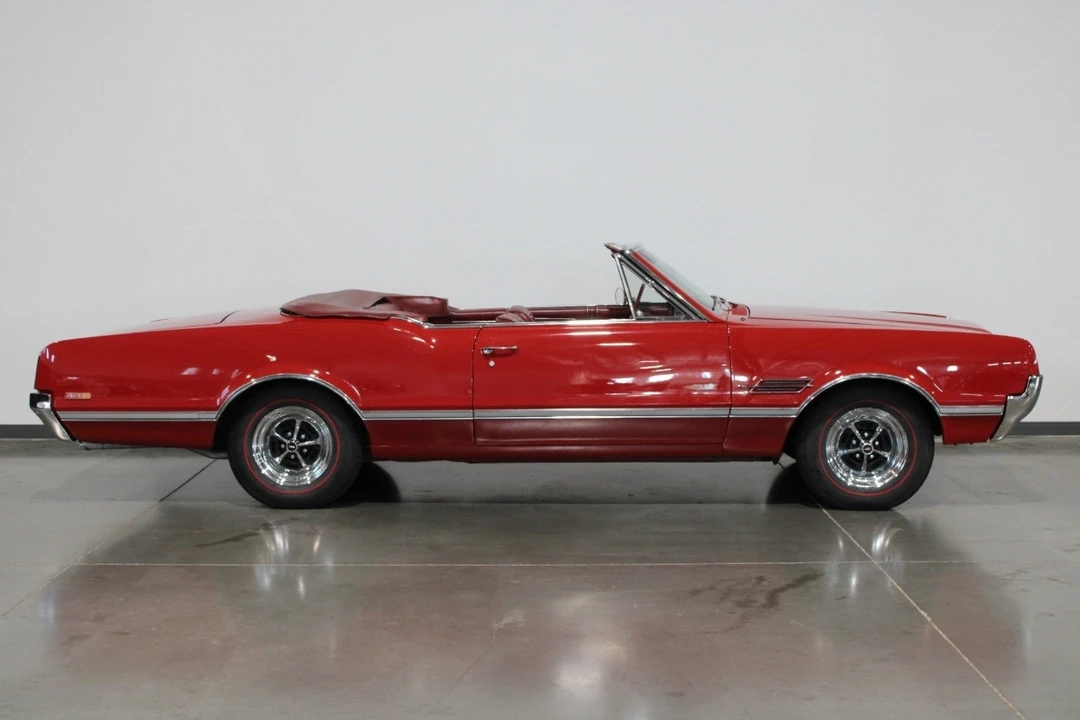 1966 Oldsmobile 442 1st Gen - Image 18 of 21