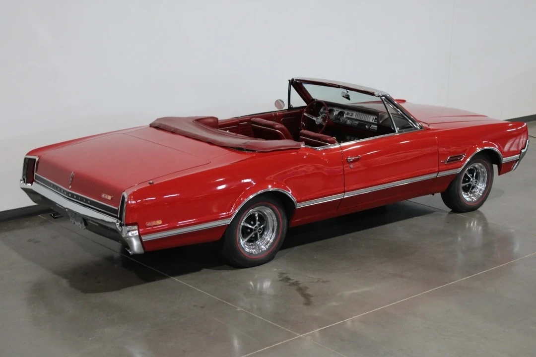 1966 Oldsmobile 442 1st Gen - Image 11 of 12