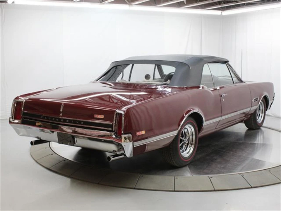 1966 Oldsmobile 442 1st Gen - Image 7 of 31