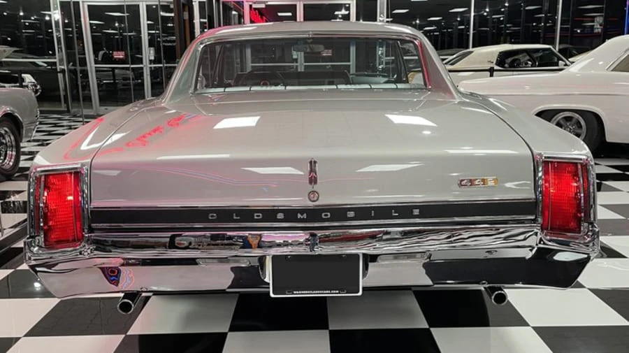 1966 Oldsmobile 442 1st Gen - Image 7 of 8