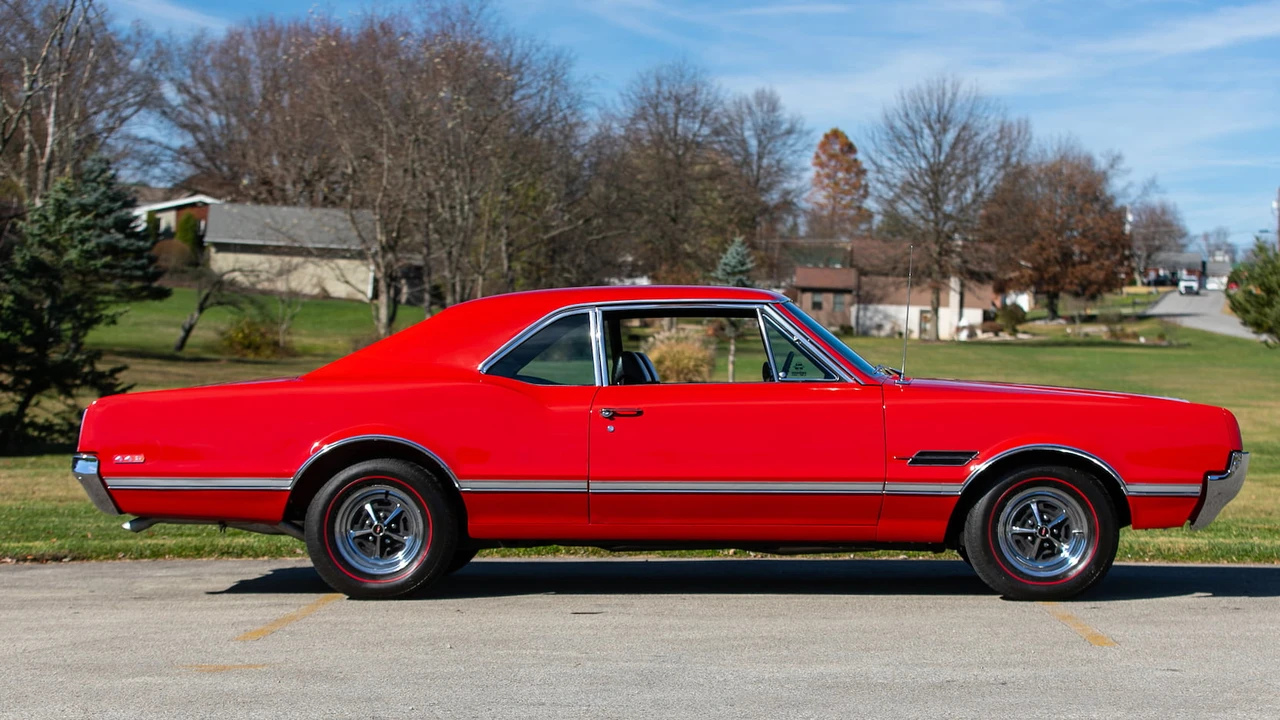 1966 Oldsmobile 442 1st Gen - Image 8 of 25