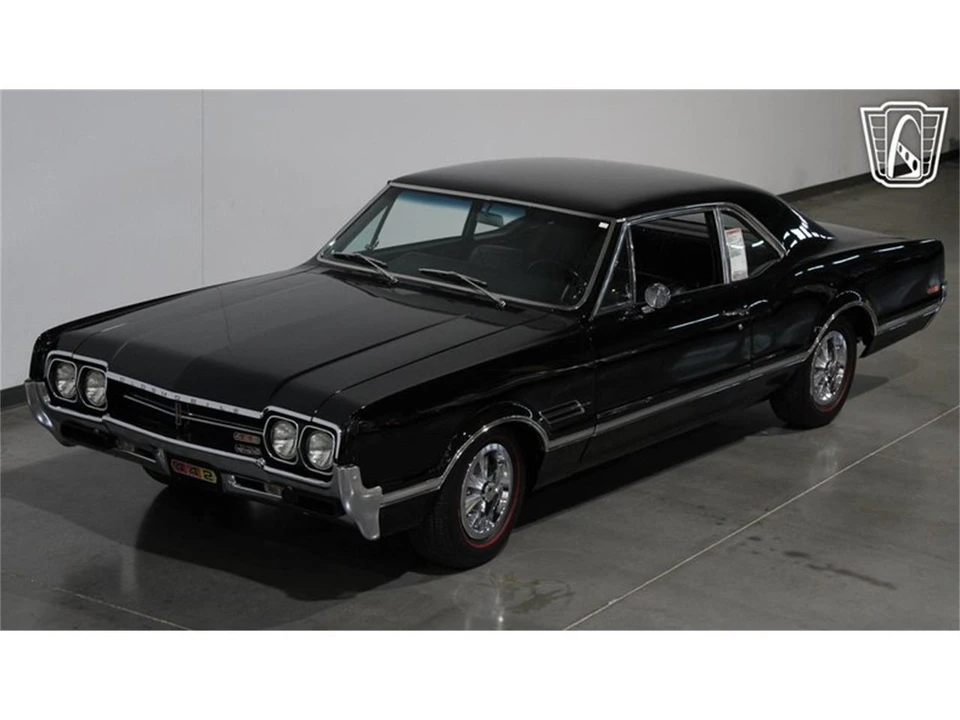 1966 Oldsmobile 442 1st Gen - Image 16 of 31