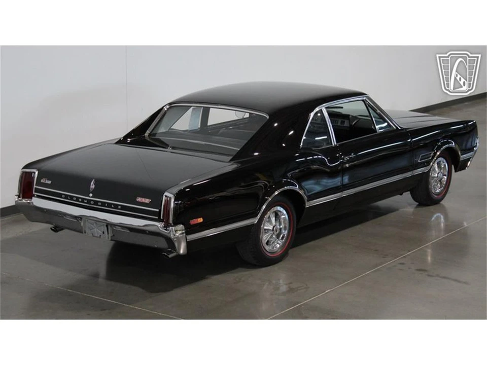 1966 Oldsmobile 442 1st Gen - Image 12 of 31