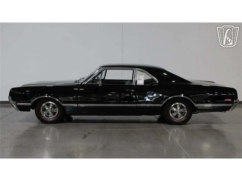 1966 Oldsmobile 442 1st Gen - Image 23 of 31