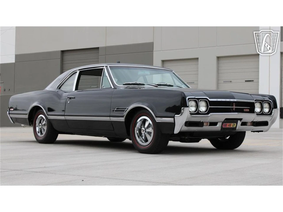 1966 Oldsmobile 442 1st Gen - Image 5 of 31