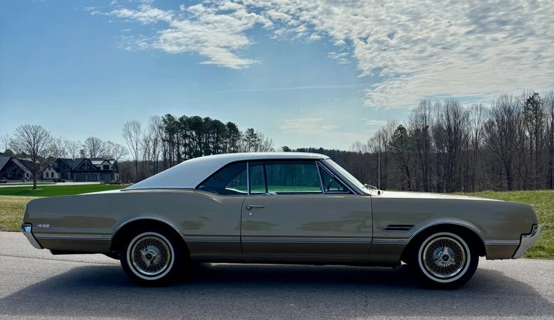 1966 Oldsmobile 442 1st Gen - Image 7 of 31