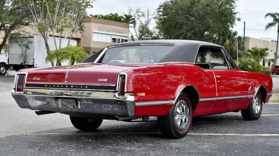 1966 Oldsmobile 442 1st Gen - Image 21 of 31