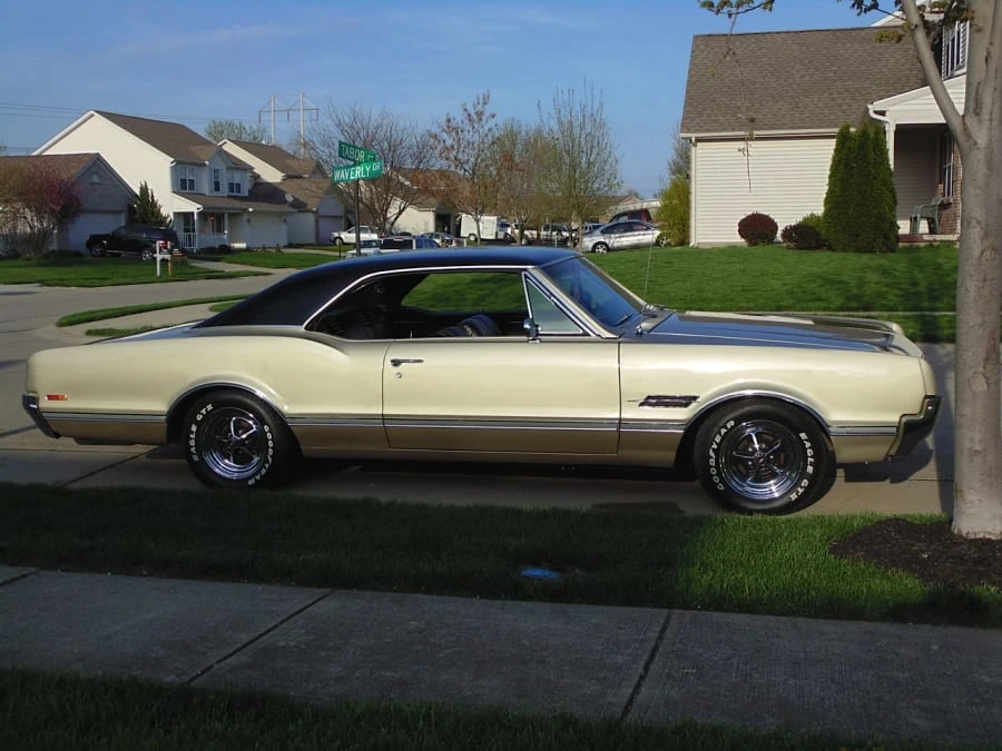 1966 Oldsmobile 442 1st Gen - Image 2 of 8