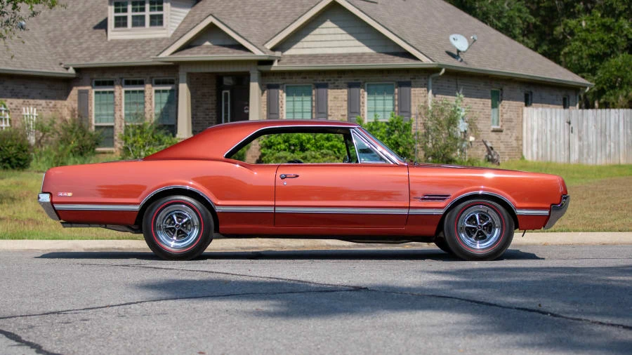 1966 Oldsmobile 442 1st Gen - Image 8 of 20