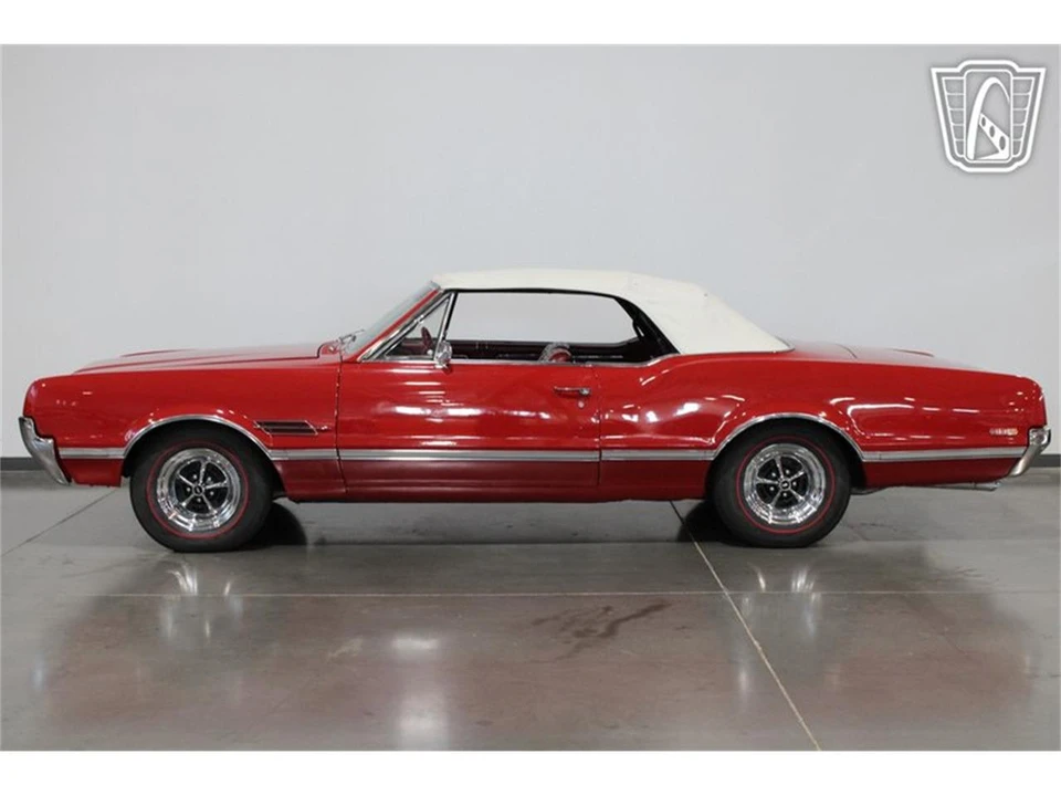 1966 Oldsmobile 442 1st Gen - Image 21 of 31