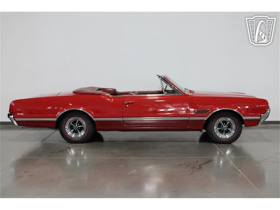 1966 Oldsmobile 442 1st Gen - Image 17 of 31