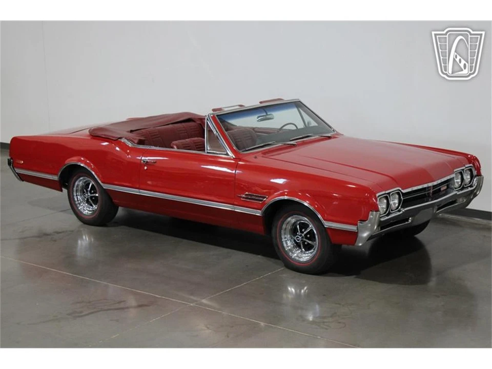 1966 Oldsmobile 442 1st Gen - Image 8 of 31