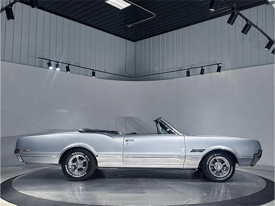 1966 Oldsmobile 442 1st Gen - Image 28 of 31