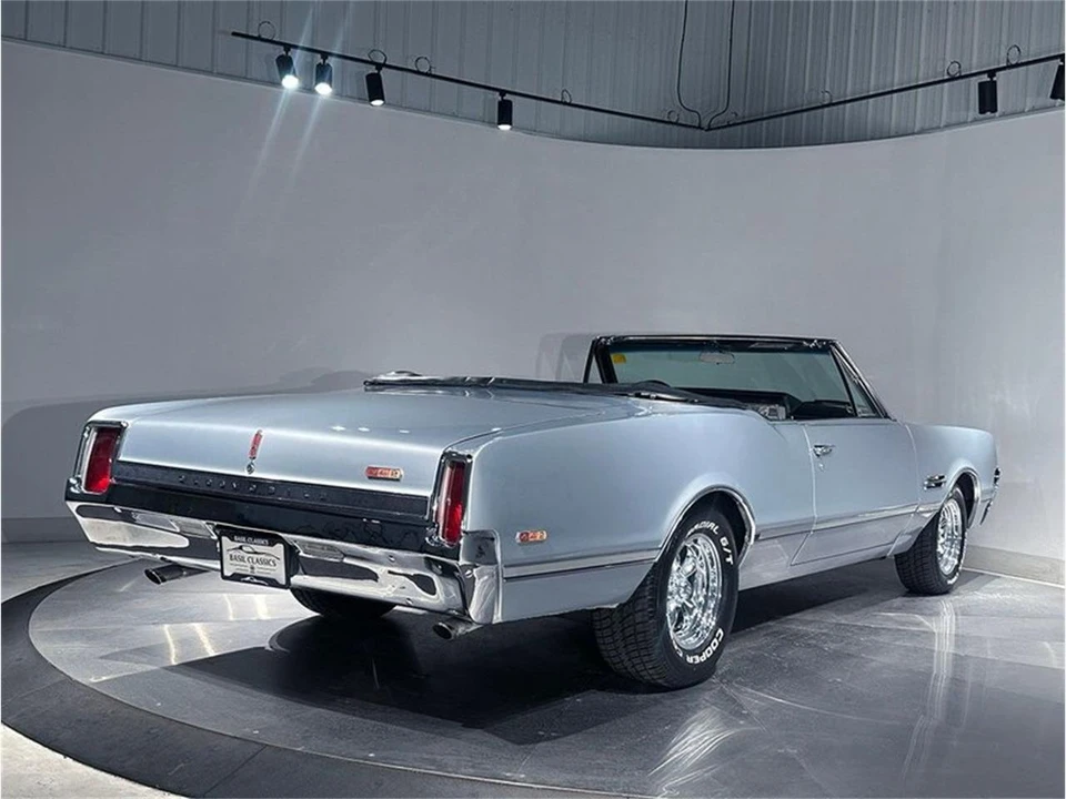 1966 Oldsmobile 442 1st Gen - Image 29 of 31
