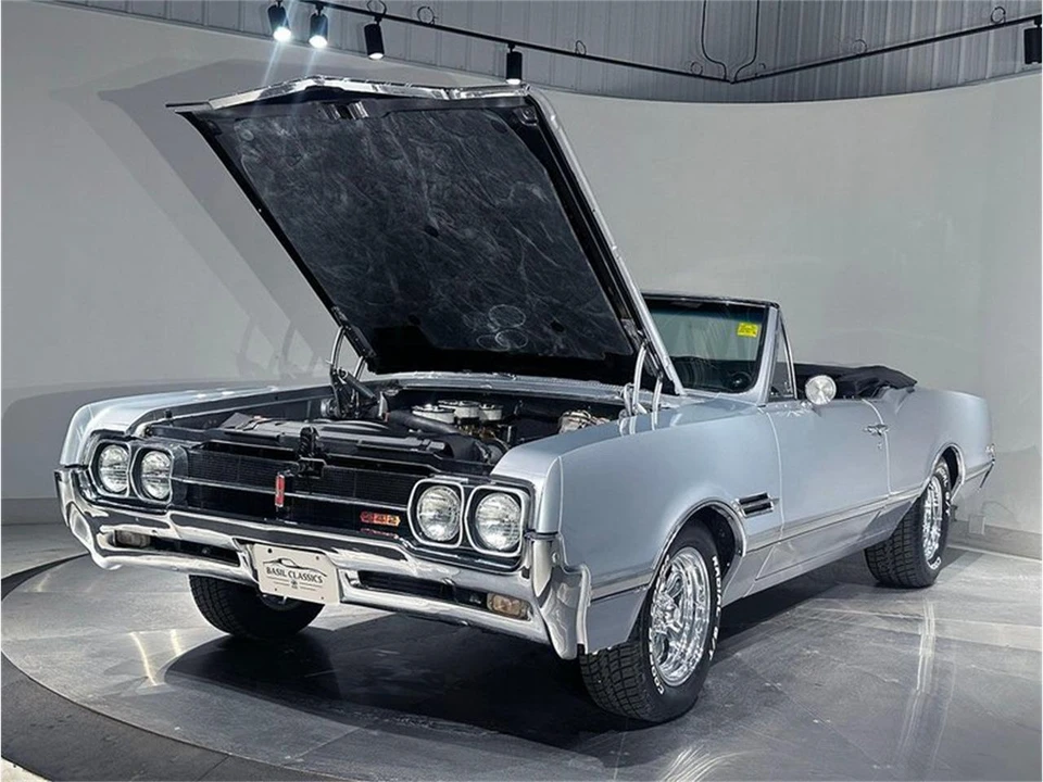 1966 Oldsmobile 442 1st Gen - Image 17 of 31
