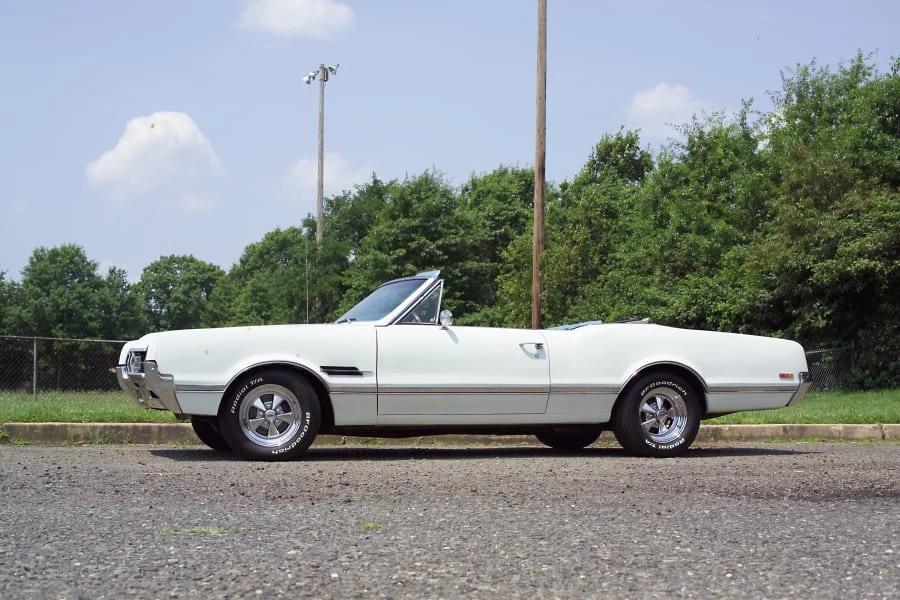 1966 Oldsmobile 442 1st Gen - Image 2 of 8