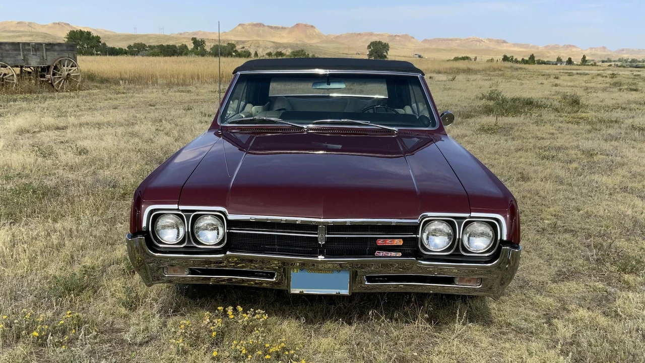 1966 Oldsmobile 442 1st Gen - Image 9 of 14