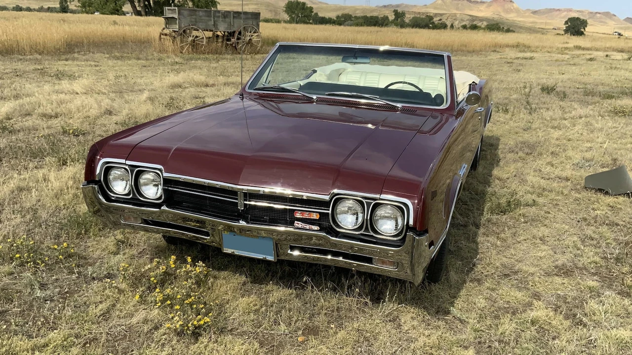 1966 Oldsmobile 442 1st Gen - Image 12 of 14
