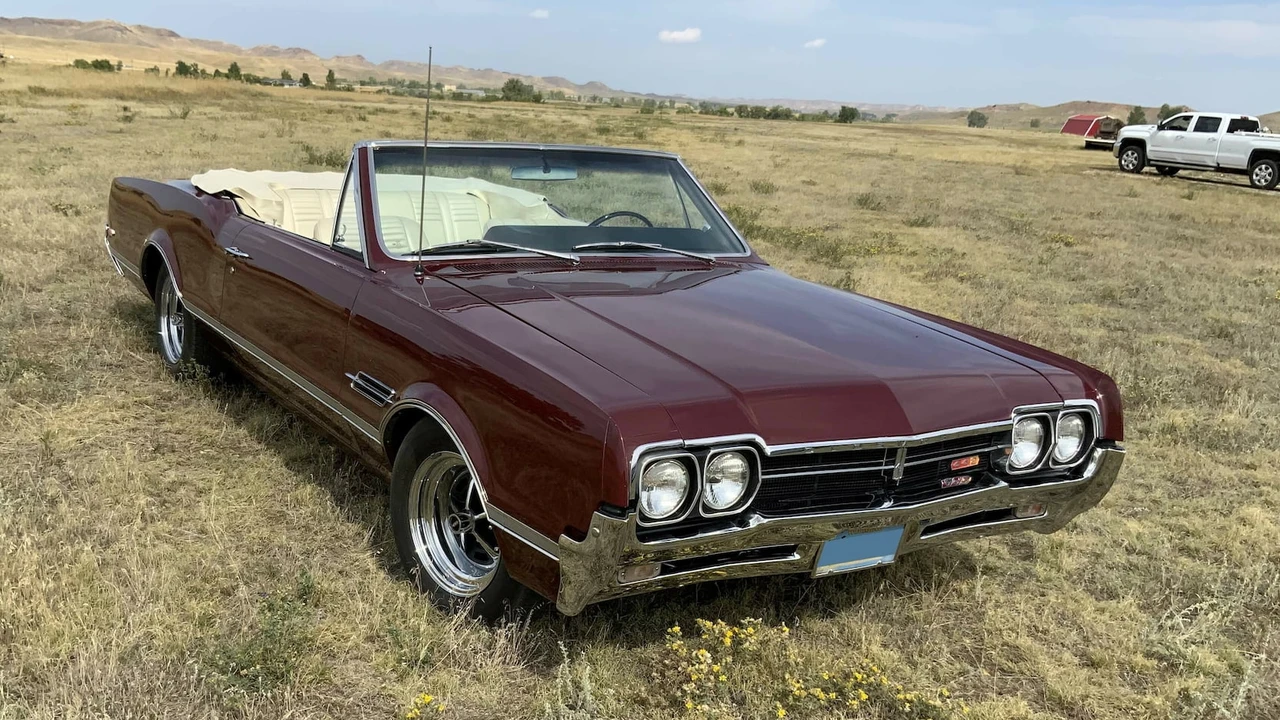 1966 Oldsmobile 442 1st Gen - Image 14 of 14