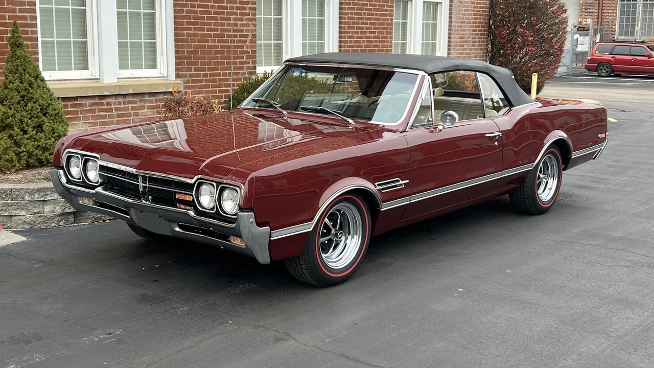 1966 Oldsmobile 442 1st Gen - Image 10 of 12